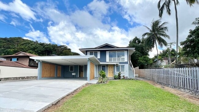 Building Photo - 45-180 Kaneohe Bay Dr