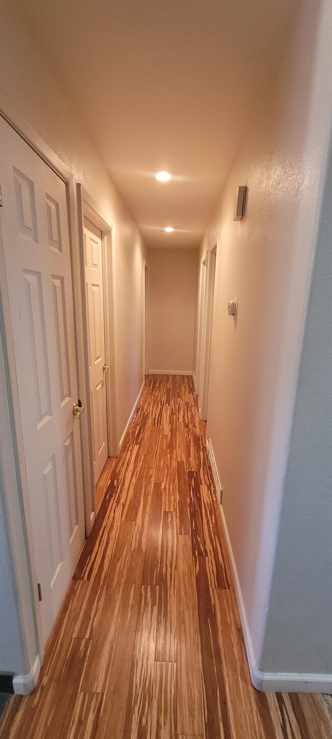 Building Photo - 6304 Kevin Ave