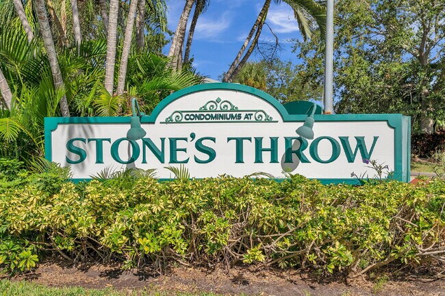 Building Photo - Charming Condo in Stonesthrow – Modern Com...