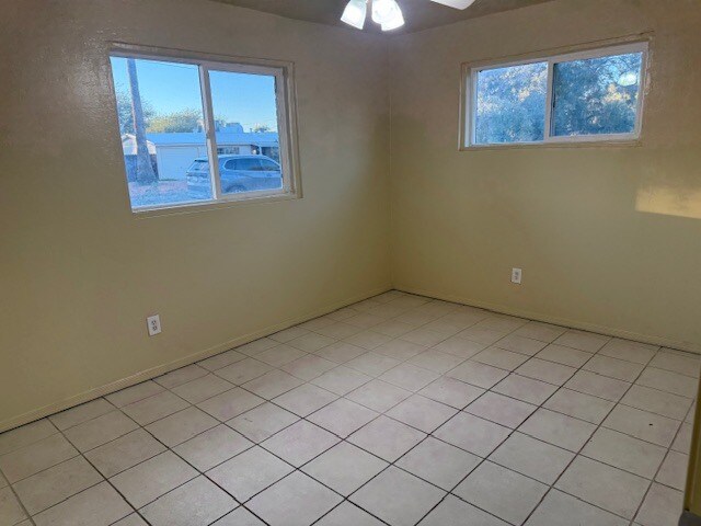 Building Photo - 1212 N Sherry Ave