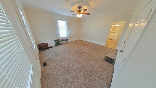 Building Photo - "1-Bed Oasis in Romeo: Cozy 650 Sq. Ft. Re...