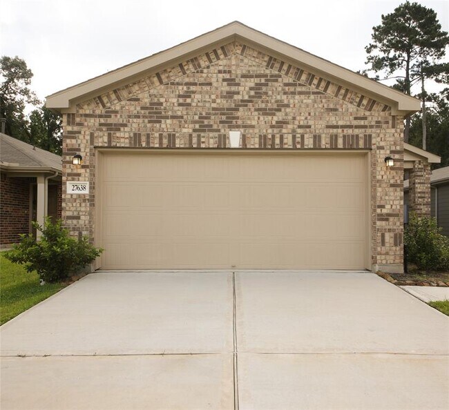 Building Photo - 27638 Mesabe Dr