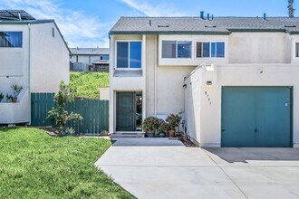 Building Photo - ***MOVE IN SPECIAL*** Modern 3BR Townhome | Garage + Driveway Parking | Yard | Pool | Pet Friendl...