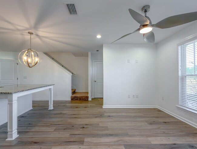 Building Photo - 2856 Blue Blossom Trail