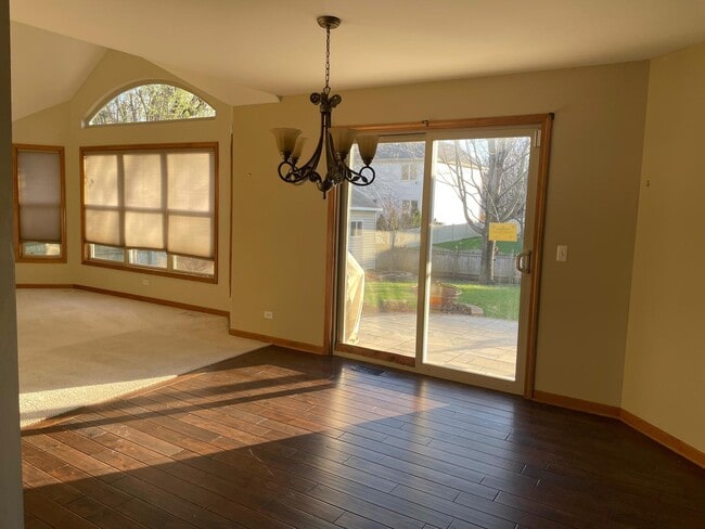 Building Photo - 13356 Vicarage Dr