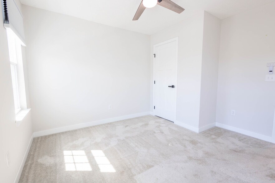 Building Photo - 6800 Frey Ln