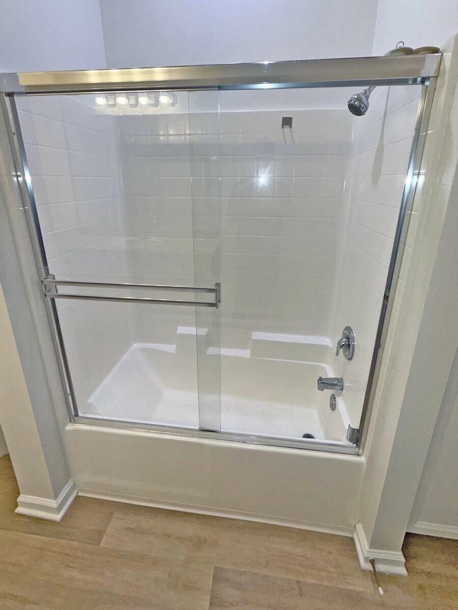 Building Photo - 2969 Kelton Ave