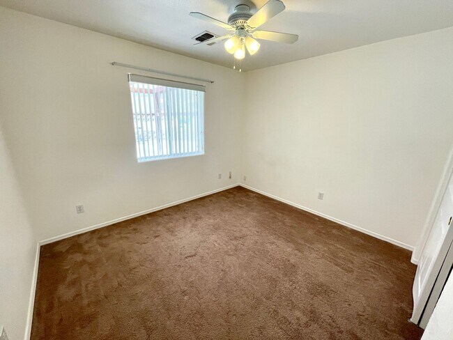 Building Photo - Inviting 3 Bedroom Home with RV Parking an...