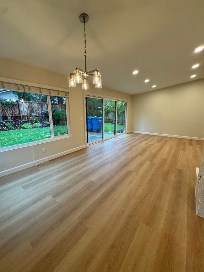 Building Photo - Renovated Home with Modern Comfort and Spacious Living