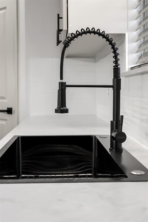 Building Photo - 26216 N 2960 Rd