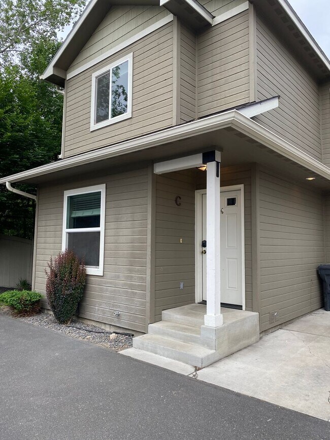 Building Photo - 4123rd