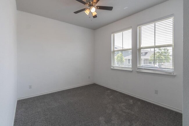 Building Photo - 1925 Cypress Gate Dr