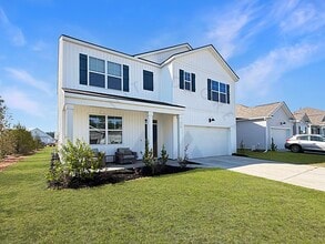 Building Photo - 319 Sanctuary Dr