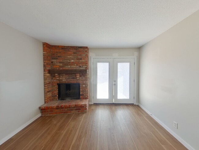 Building Photo - 1224 Richmond St