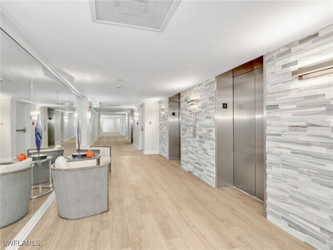 Building Photo - 4751 Gulf Shore Blvd N