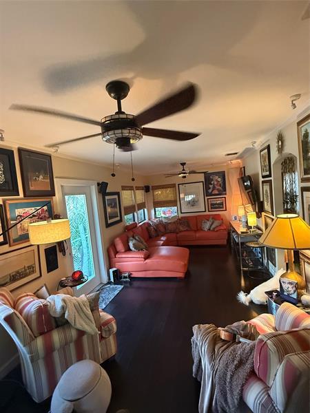 Building Photo - 1509 NW 4th Ave