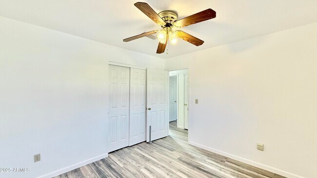 Building Photo - 413 N Flint St