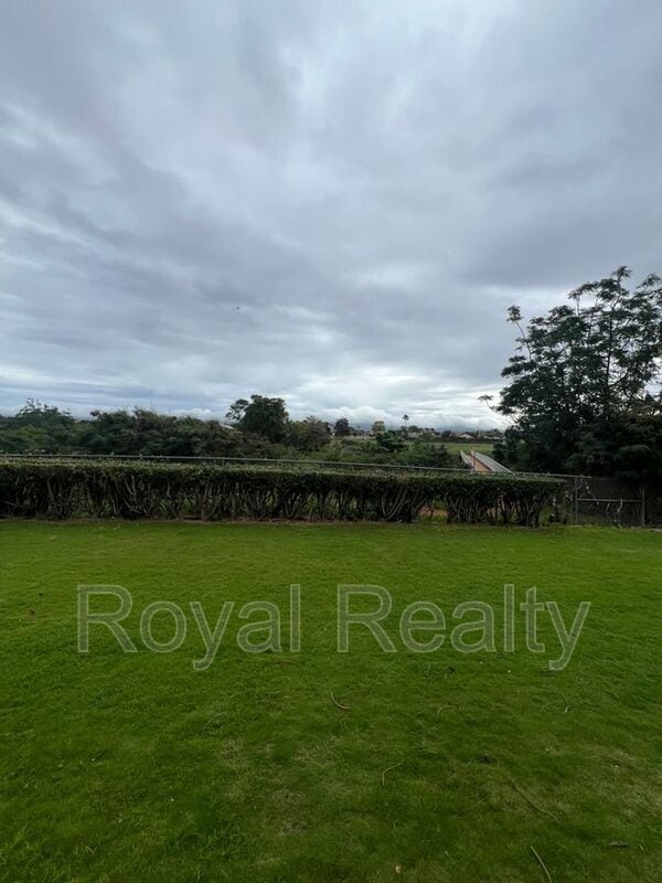 Building Photo - 94-433 Lanikuhana Pl