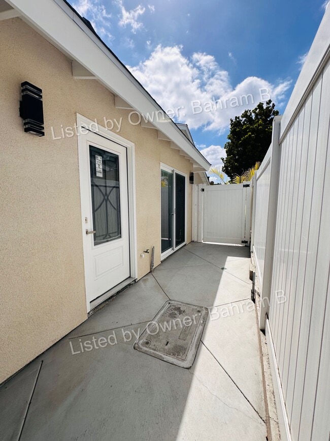 Building Photo - 23424 Dune Mear Rd