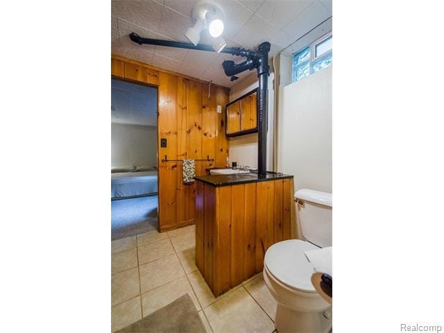 Building Photo - 1811 Alhambra Dr