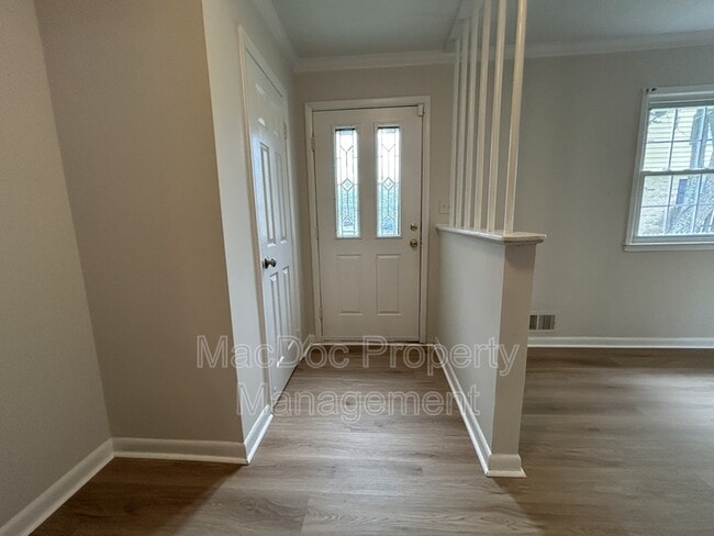 Building Photo - 2538 Sedgewick Pl