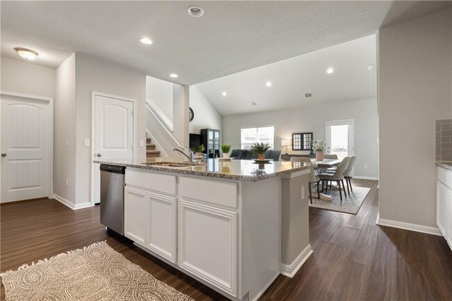 Building Photo - 213 Bremen St