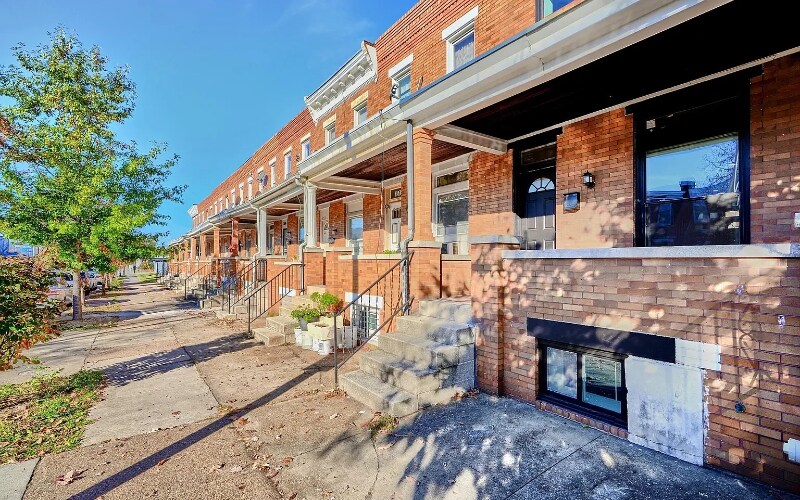 Building Photo - 3520 E Fayette St