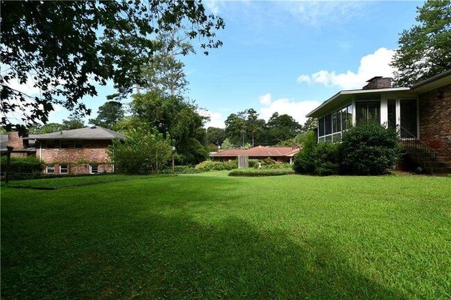 Building Photo - 2877 Cartwright Dr