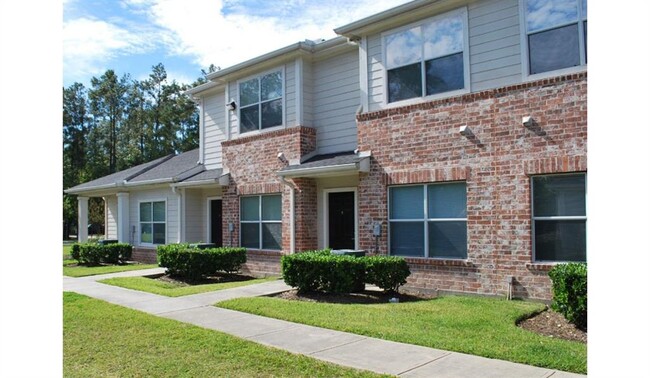 Building Photo - 24011 Richards Rd