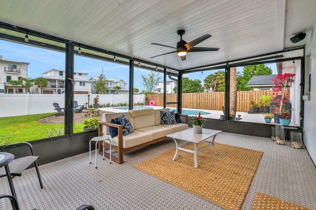 Building Photo - Rental available in Isle of Palms