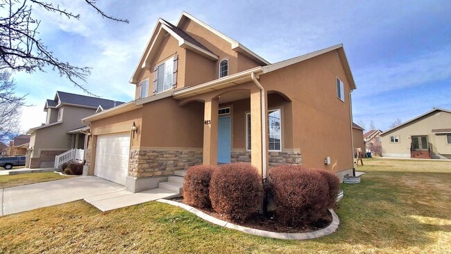 Building Photo - 483 E Apple Blossom Dr