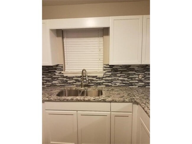 Building Photo - 3192 Osborne Rd NE