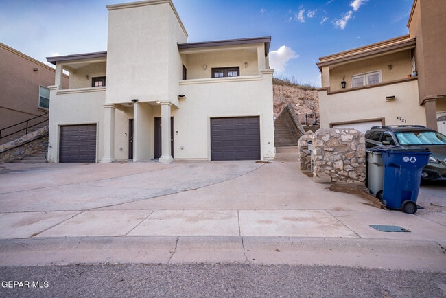 Building Photo - 4725 Pistolero Ln
