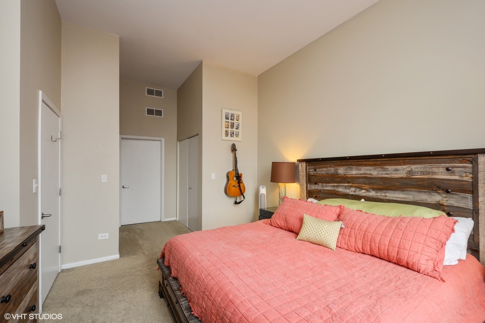 Building Photo - 3631 N Halsted St