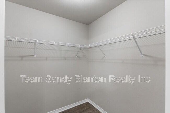 Building Photo - 3210 Electra Dr