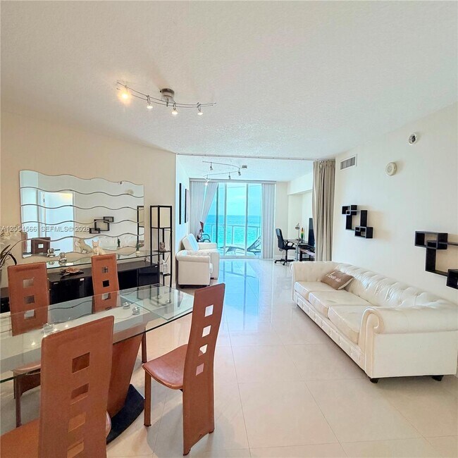 Building Photo - 16699 Collins Ave