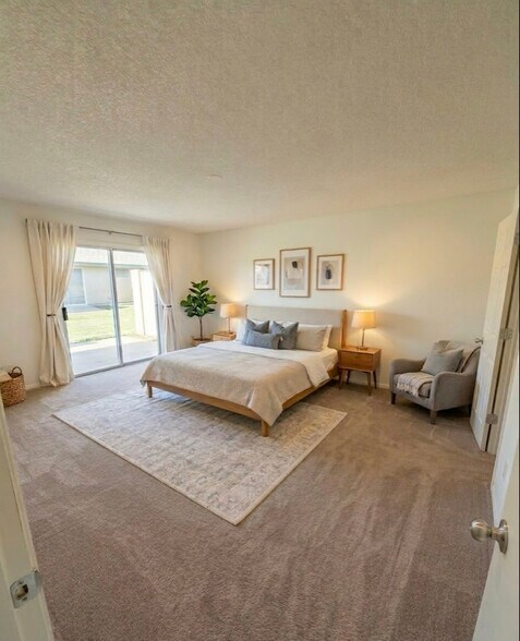 Building Photo - 17635 N Lindner Dr