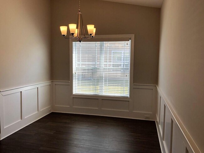 Building Photo - 2307 Sweet Bay Dr
