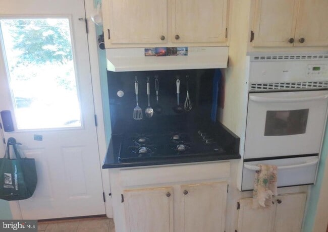 Building Photo - 3214 Fair Woods Pkwy