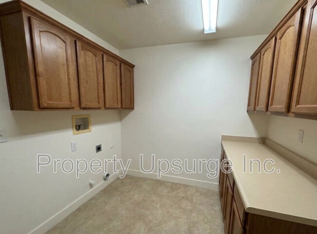 Building Photo - 3765 Silvario Ct