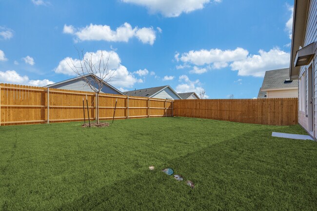 Building Photo - 3925 Pontchartrain Pkwy