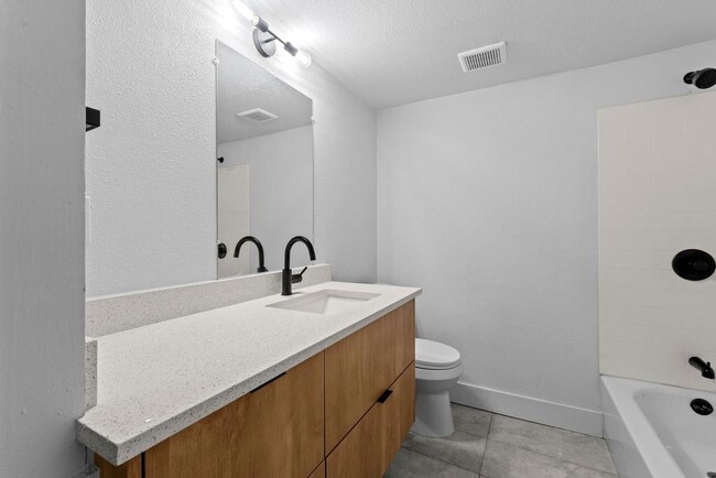 Building Photo - 7929 Gault St