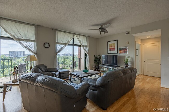 Building Photo - 1101 Haxall Point