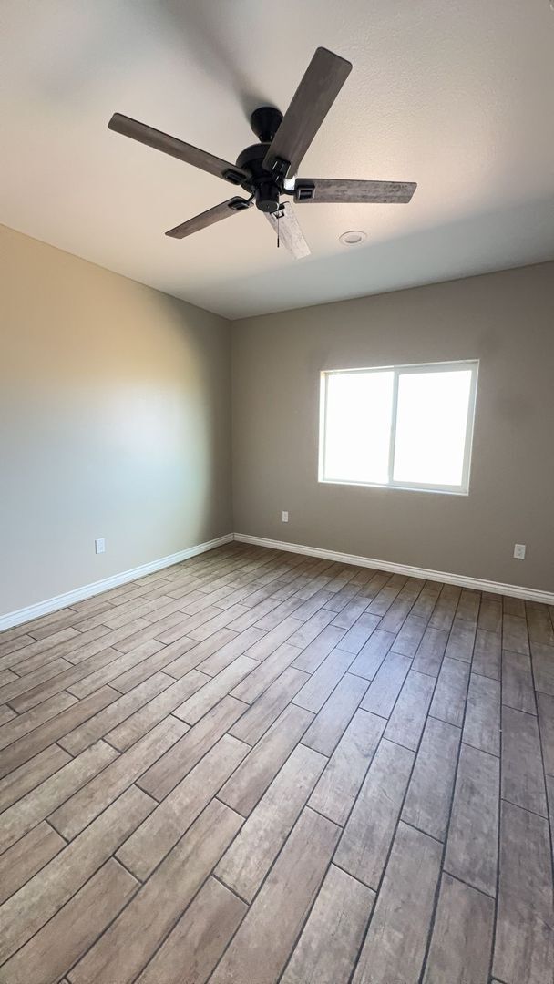 Building Photo - NEWER CONSTRUCTION 4 BEDROOM APPLE VALLEY HOME