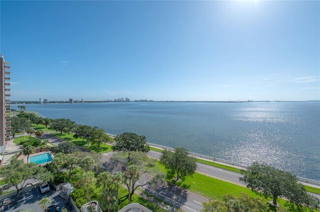 Building Photo - 4141 Bayshore Blvd