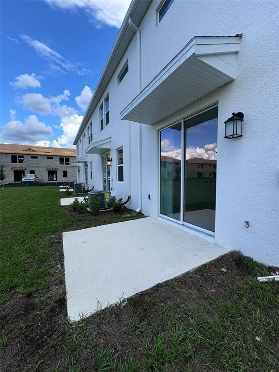 Building Photo - 3133 Laurent Lp