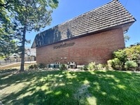 Building Photo - 747 N 200 E