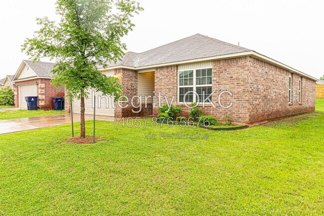 Building Photo - 13233 Bridgewater Dr