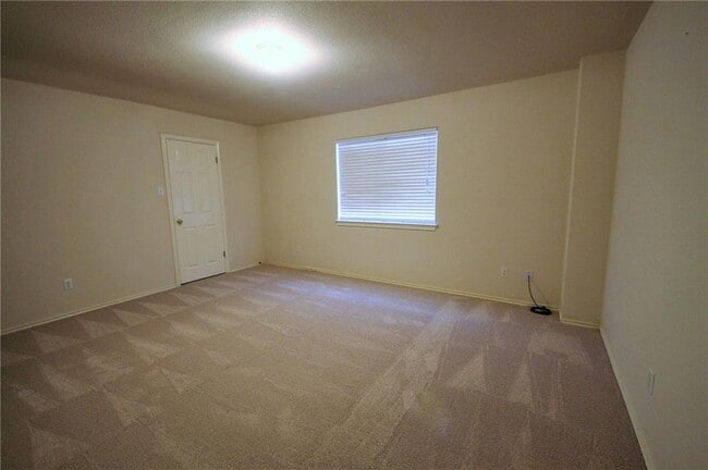 Building Photo - 8508 Forest Heights Ln