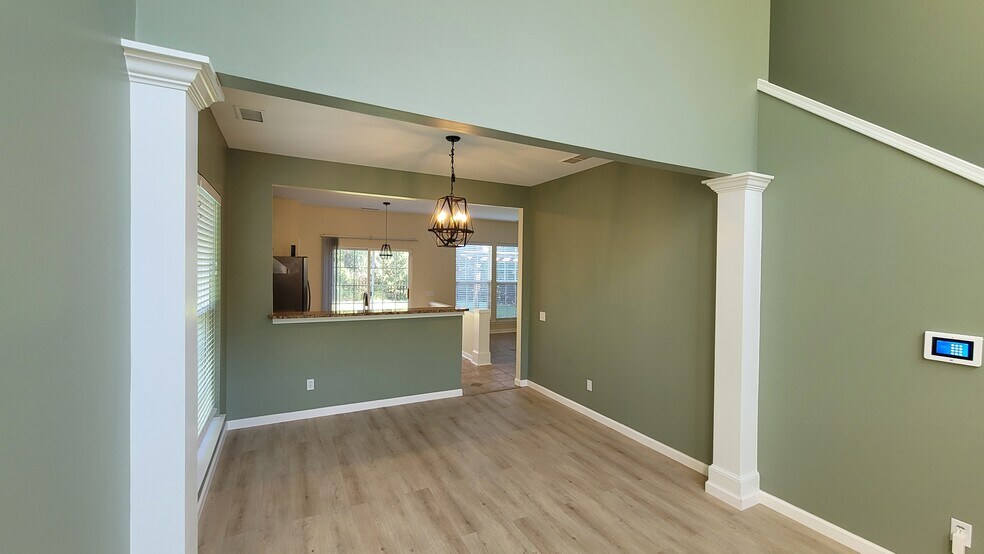 Living - Dining - 10820 Rumson Ct